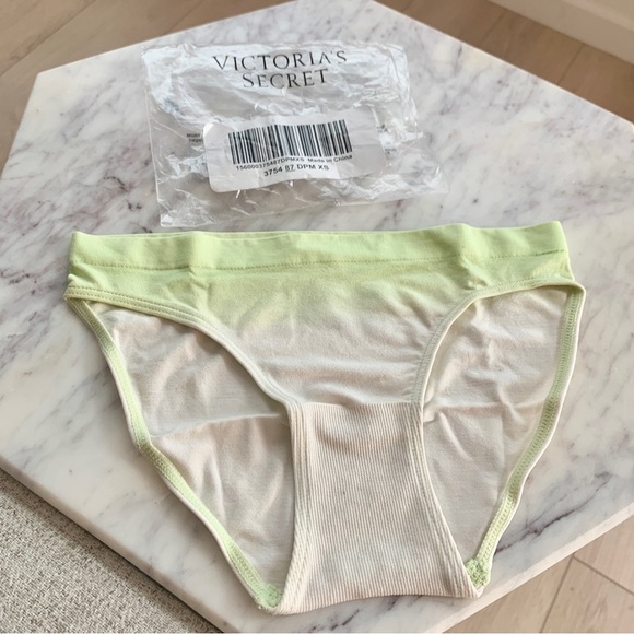 White Green Ombré Seamless Hiphugger Panty Undies - Picture 1 of 8